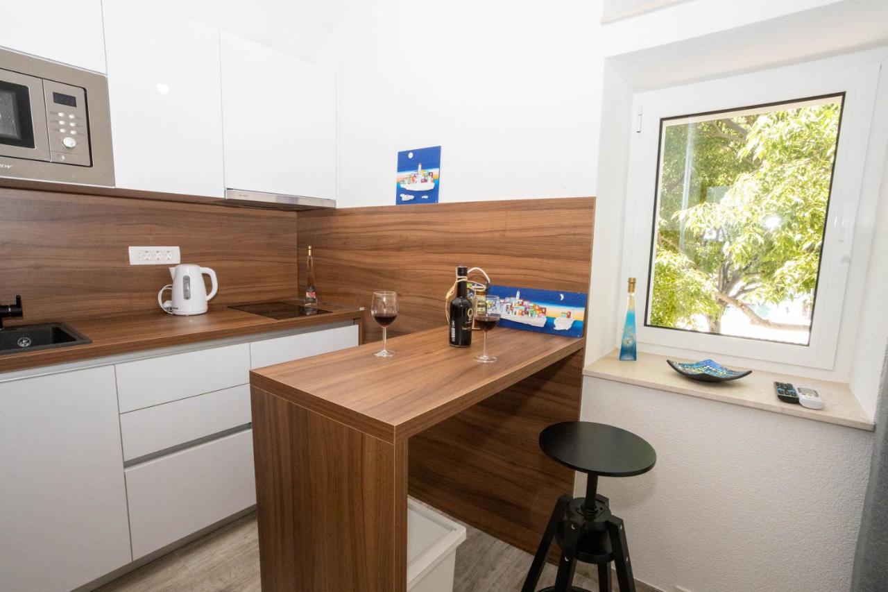 Apartments "Lory" -Baska Voda Luaran gambar